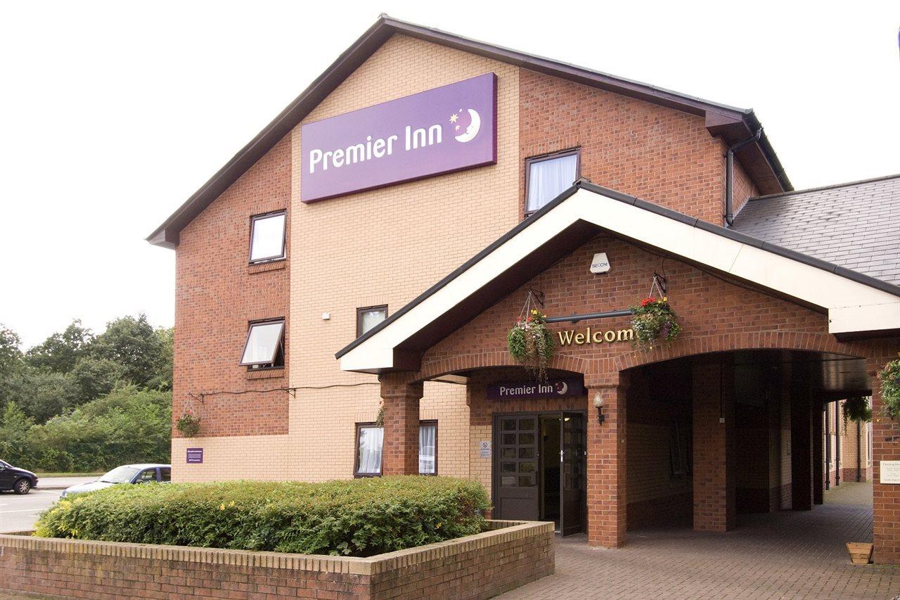 Premier Inn Birmingham South Rubery Esterno foto