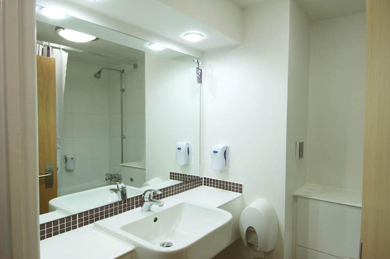 Premier Inn Birmingham South Rubery Esterno foto